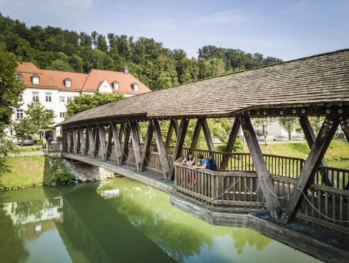 Loisachbr&uuml;cke Wolfratshausen, &copy; Stadt Wolfratshausen, Foto: Adrian Greiter